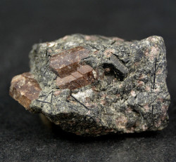 Lorenzenite