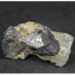 Wolframite, fluorite