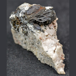 Betekhtinite