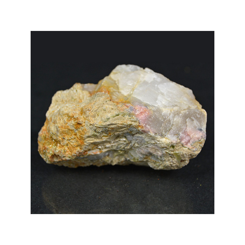 Väyrynenite, hurlbutite