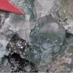 Potassic-ferri-leakeite