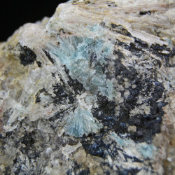 Close-up of an apatite cluster with sørensenite and steenstrupine