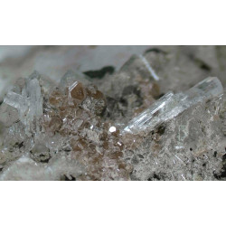 Epididymite, synchysite-(Ce)