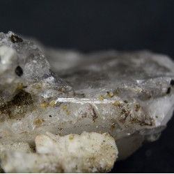 Epididymite, synchysite-(Ce)