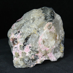 Tugtupite, neptunite, lovdarite