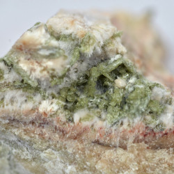Diaspore, natrolite