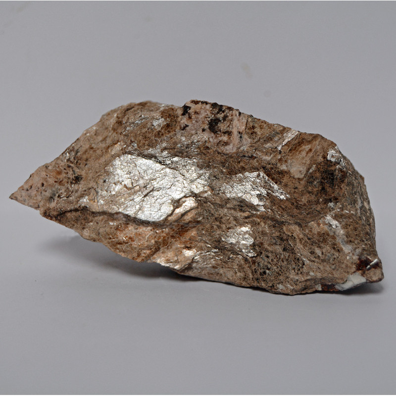Lomonosovite